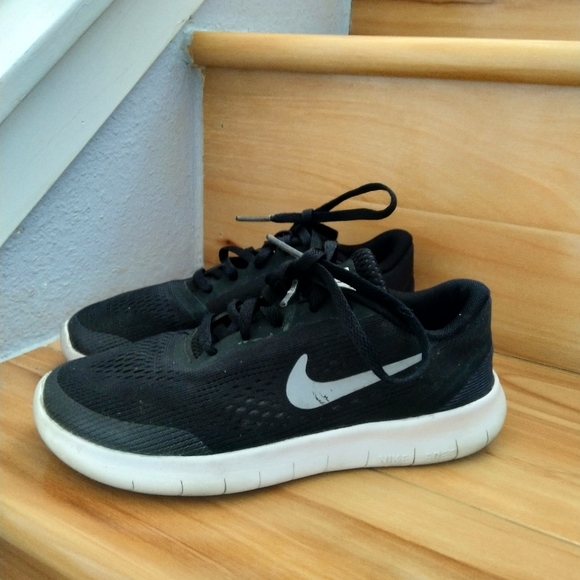 nike size 2y